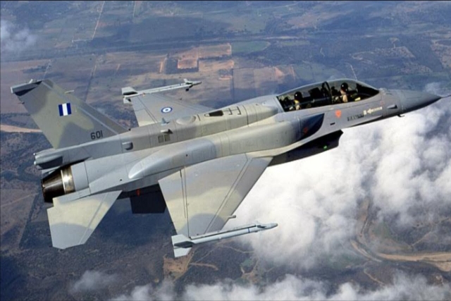 Greece Agrees to Train Ukrainian F-16 Pilots