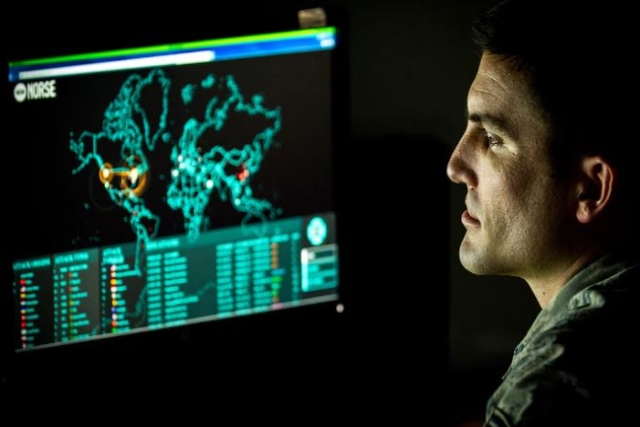 Polish Military Faces 200 Cyberattacks in Past Week, Strengthening Cyber Defense