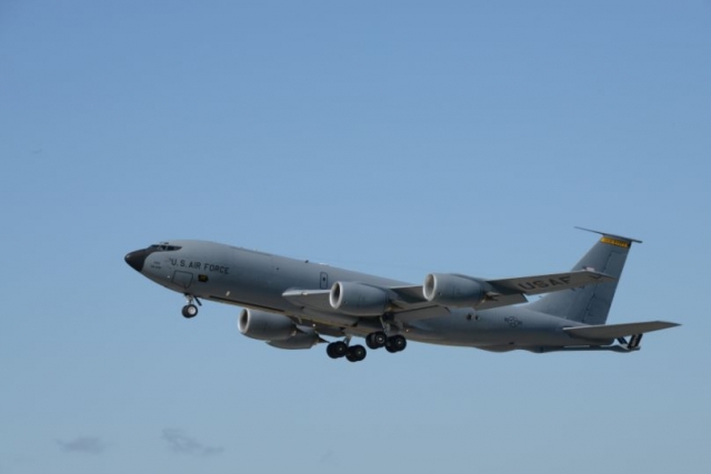 U.S. Transportation Command Says Air Force Can Retire KC-135 Tankers