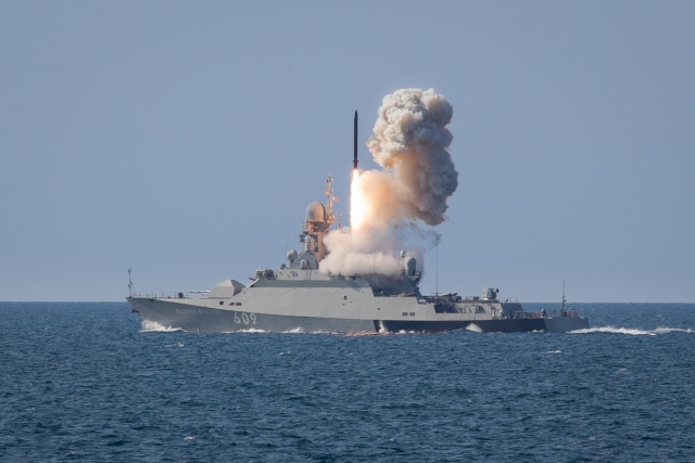Russian Warship Fires 7 