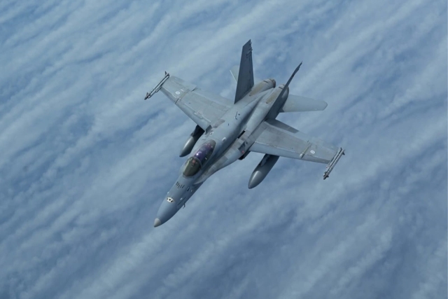 U.S. Navy Awards Raytheon $80M to Prototype Advanced Electronic Warfare for Super Hornet