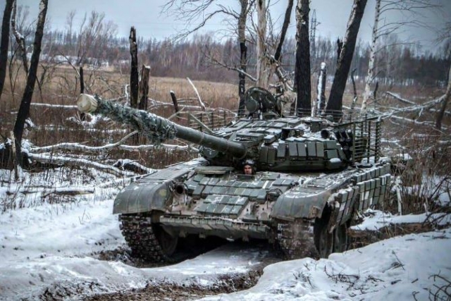 Refurbished T-72B Tanks in $400M Pentagon Aid to Ukraine