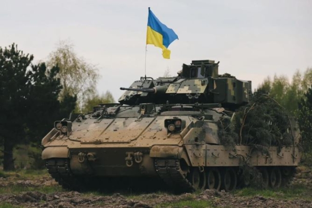 Ukraine's Patriot and Bradley Thwart Russian S-400 and Armored Assault