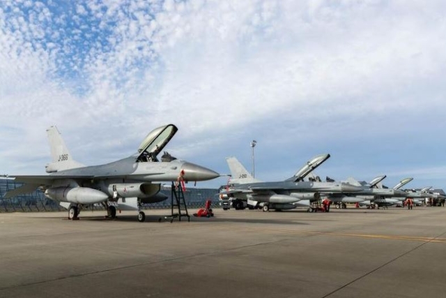 Dutch Government Initiates Delivery Process for 18 F-16 Fighter Jets to Ukraine