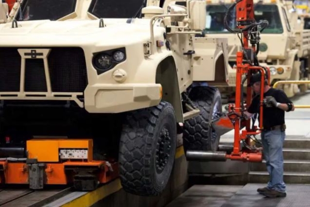 Cracked Armor Plates in Oshkosh JLTVs Linked to U.S. Unit of Russian Steel Firm