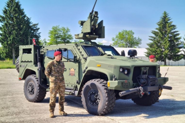 Slovenia Takes Delivery of Oshkosh JLTV 4x4 Combat Vehicles