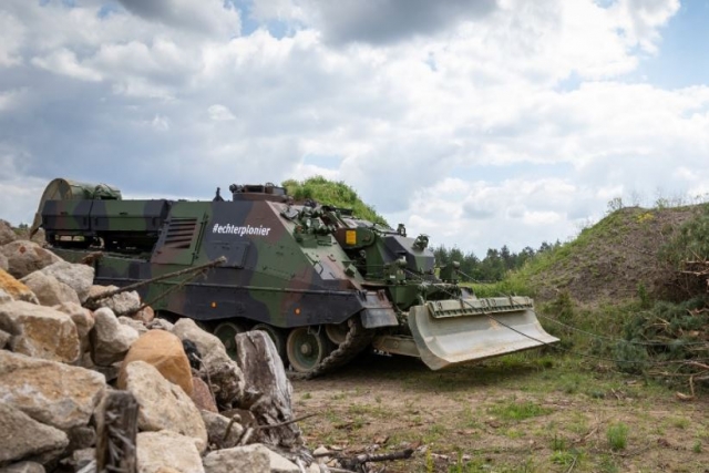 German Bundeswehr Orders Rheinmetall’s Kodiak Combat Engineer Vehicles