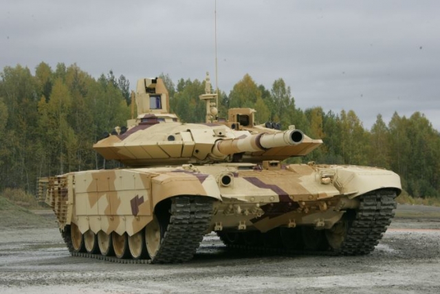 Russia's Uralvagonzavod to Display T-72-based Armored Vehicle, T-80SM Tank at Army-2022