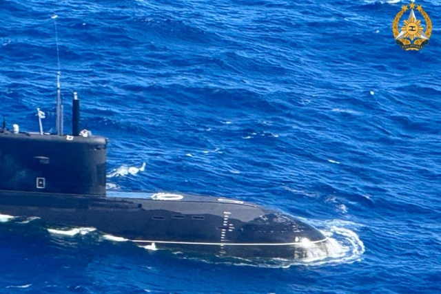 Philippine Navy Guides Russian Submarine Out of Rough Weather