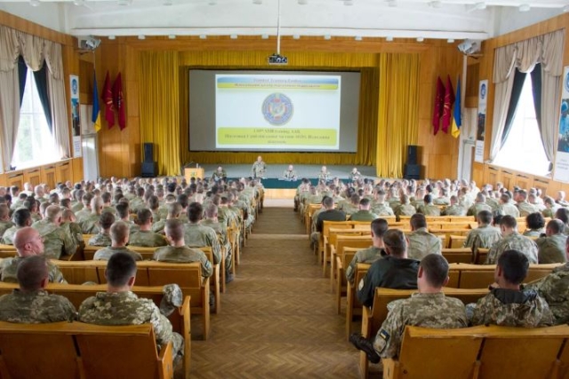 Kinzhal Missile Strike on Ukrainian Logistics Hub for Western Weapons