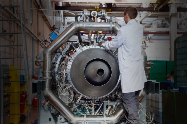 Rostec Tests 1st Prototype PD-8 Engine for Superjet 100, Be-200 Aircraft