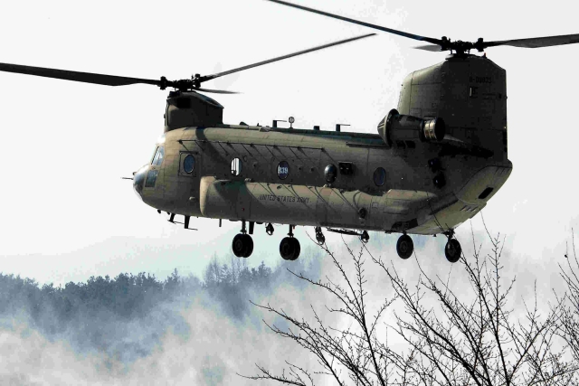 S.Korea to Develop Electronic Warfare Aircraft, Buy Heavy Helicopters