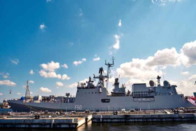 Indian Navy Deploys Warship, Commandos Responding to Cargo Vessel Hijacked off Somalia