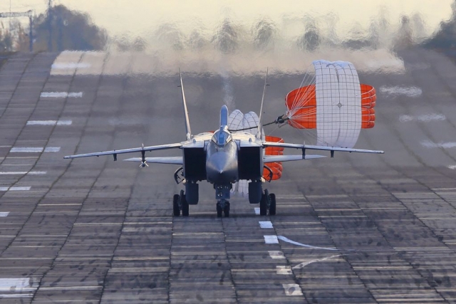 Russia Starts Developing Long-Range Interceptor to Replace MiG-31 Jets