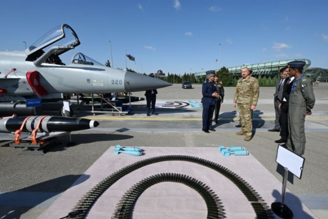 Azerbaijan Displays Newly Acquired Pakistani JF-17 Block III Jets for the First Time