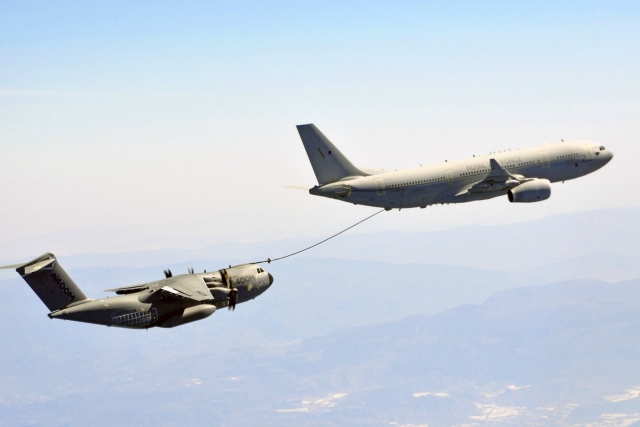 Airbus A330 MRTT ‘Voyager’ Achieves Clearance to Refuel A400M Aircraft