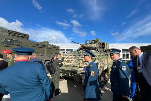 Chinese Delegates Throng Captured Western Armor at Army 2024 in Moscow