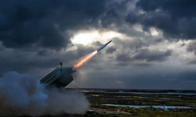 Raytheon Completes Wind Tunnel Tests of Extended-range AMRAAM Missiles
