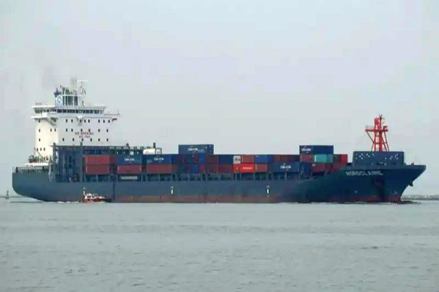 Container Ship Rescues Russian Pilots Bailed Out From Downed Su-30SM