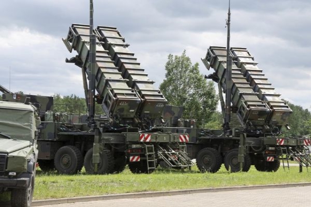 Polish, U.S., Industries Sign Contract to Manufacture 48 Patriot Launchers in Poland