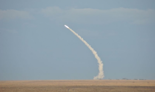 Ukraine Fires 16 Missiles In Drills Over Crimea