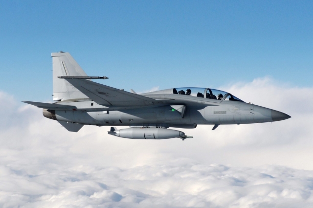 Canadian International Test Pilots School Signs MoU With Korean Aerospace to Promote T-50 Jets