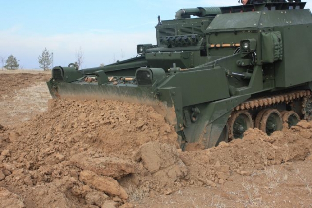 Turkish Firm to Sell Amphibious Combat Earthmover to Philippines