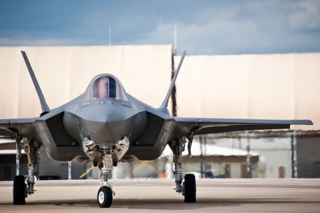 USAF F-35A Jet May Crash Caused By Technical Glitch