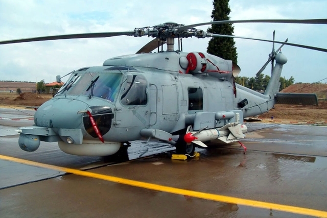 Greece Signs LOA to Purchase 4 MH-60R, Modernize S-70B6 Choppers