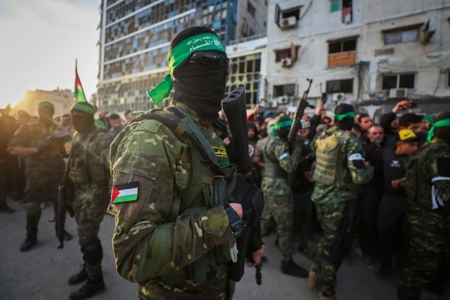 Palestinian Factions Reject Trump’s Plan to Resettle 2 Million Gazans in Jordan, Egypt