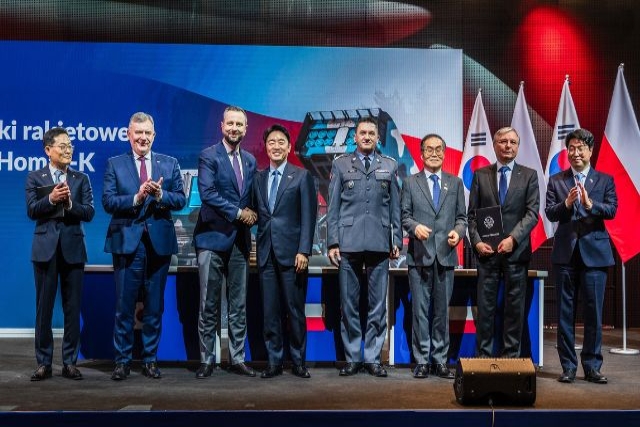 Poland signs Chunmoo missile contract with Hanwha Aerospace