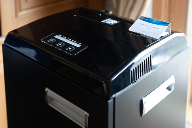 Russia's New Paper Shredder Can Convert Documents to Dust