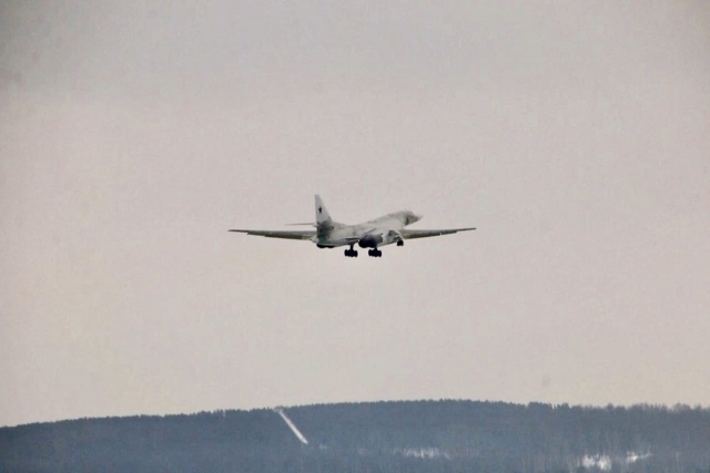 Russia’s Tupolev Sued for not developing New Missile for Modernized Tu-160M Bomber on Time