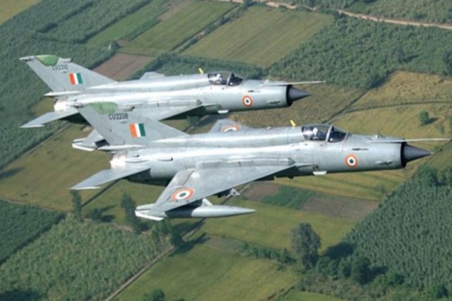 Pilot Killed in Indian MiG-21 Crash