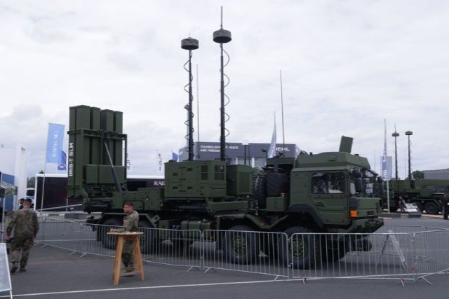 Germany Sends 17 New IRIS-T Systems to Ukraine Amid Russian Attacks