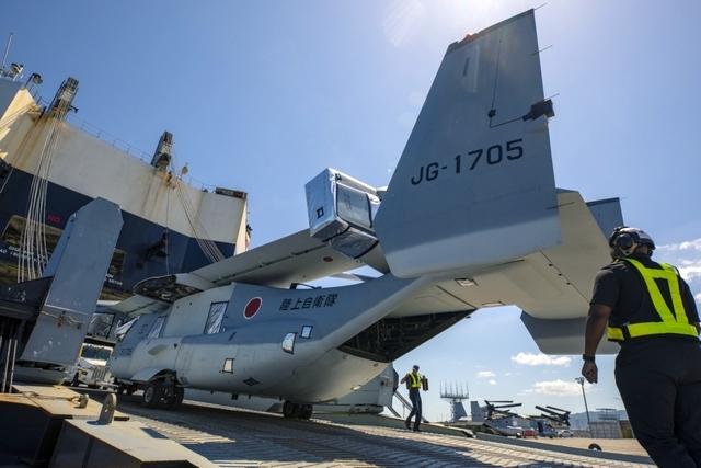 Osprey V-22 Tilt-rotor Aircraft Meant for JGSDF Arrive in Japan