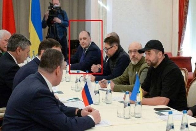 Member of Ukrainian Team Negotiating With Russia Killed upon Suspicion of Treason