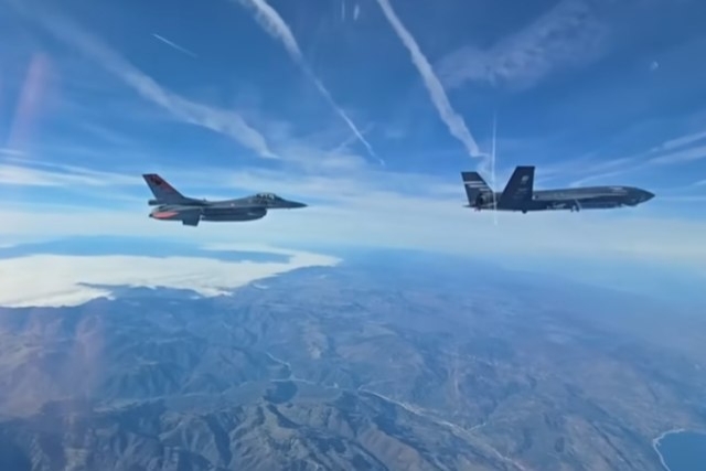 Turkey’s  KIZILELMA Drone Shoots Target with Air-to-Air Missile in Sixth Generation Fighter Tech Display