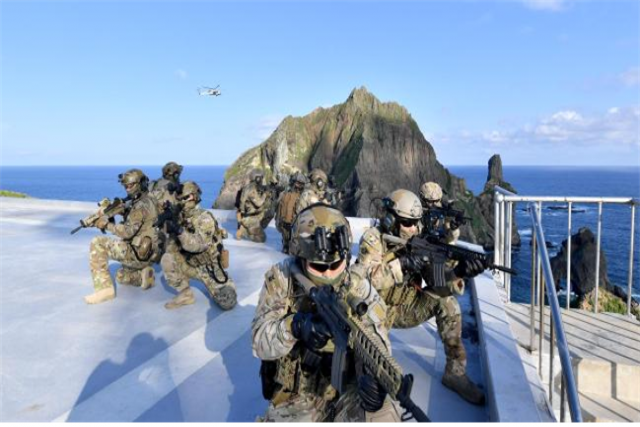 S Korea Slashes Defense Budget by $733M to Fund COVID-19 Expenses