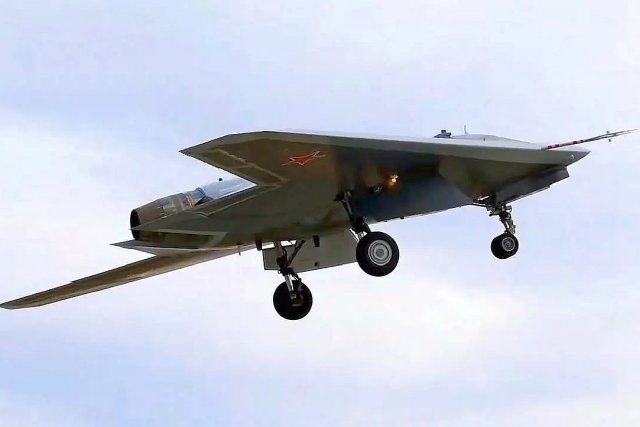 Russian S-70 “Okhotnik” Heavy Stealth Drone Shot Down Over Ukraine: Friendly Fire or Ukrainian Missile?