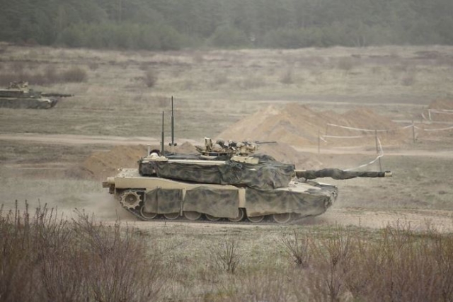 Polish Troops Begin Training on Abrams Tanks Operation