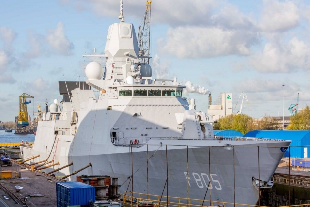 Dutch Air Defense Command Vessel to Join UK Carrier Strike Group 