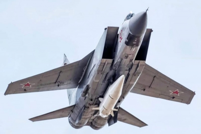 Russia Strikes Ukrainian Su-24MR Facility with Kinzhal Hypersonic Missile