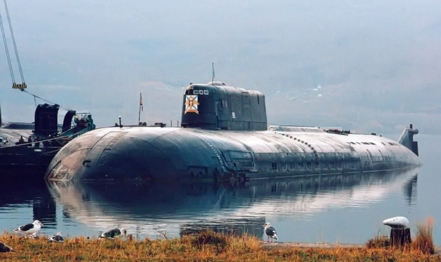 Russian submarine Test-Fires Bulava Intercontinental Missile 
