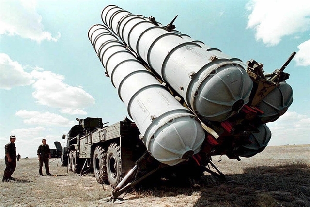Greek S-300 Air Defence Systems Provide Cover to Turkish S-400 ADS