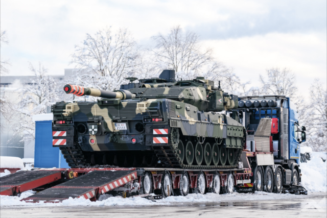 Hungary Receives First of 44 Leopard 2A7HU Tanks