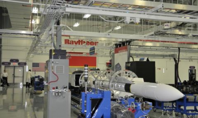 Raytheon Wins $37M US Navy SM-2, SM-6 Missiles Maintenance Contract