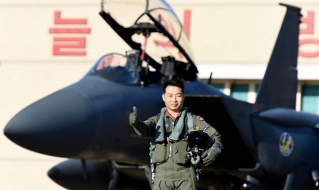 S. Korean F-15K Fighter Pilot Hits 4 Meter Diameter Target From 6 Kms Altitude