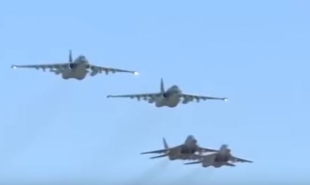 Syrian MiG-29 Escort Russian Su-25 During Air Raids Against IS