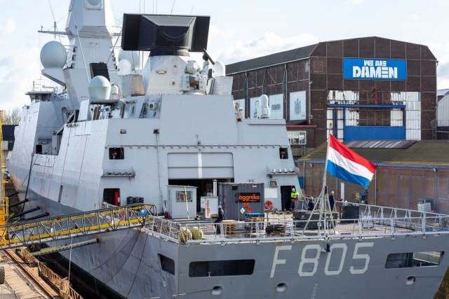 Dutch Air Defense Command Vessel to Join UK Carrier Strike Group 